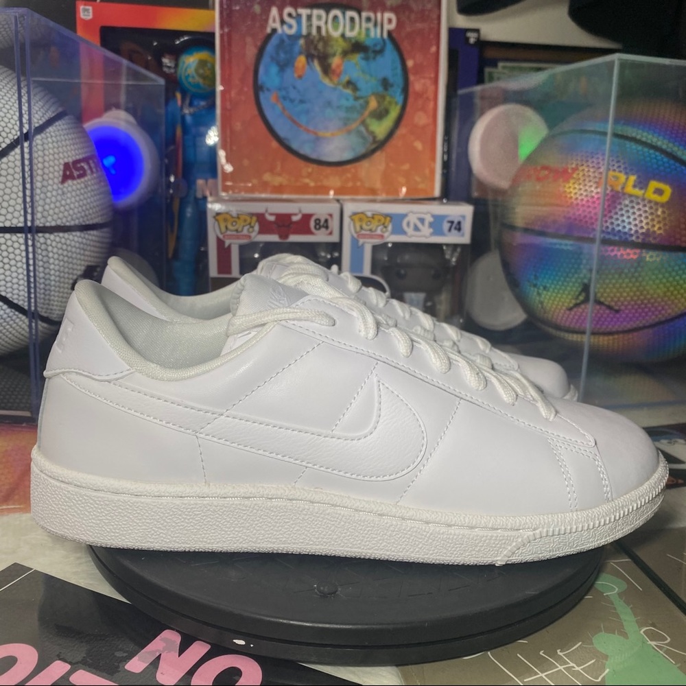 🆕 Nike	Wmns Tennis Classic 'White Blue Cap'